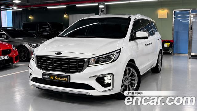 Kia Canival 2019 — photo 1