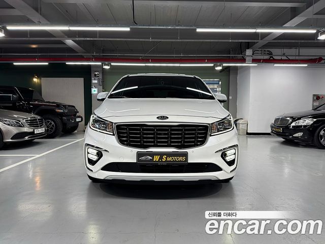 Kia Canival 2019 — photo 2