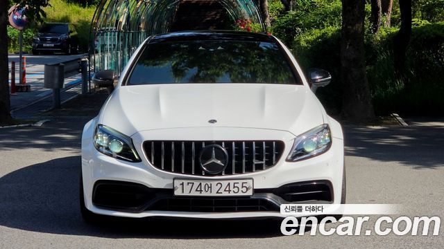 Mercedes-Benz C-Class 2020 — photo 2