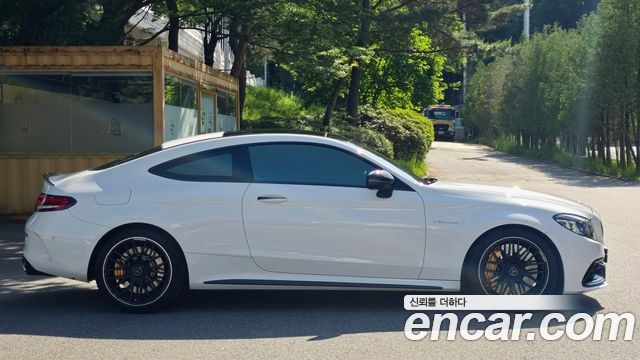 Mercedes-Benz C-Class 2020 — photo 8