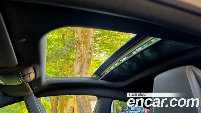 Mercedes-Benz C-Class 2020 — photo 18