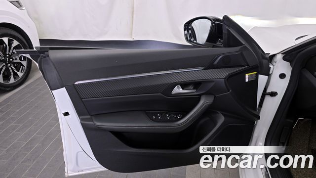 Peugeot 508 2019 — photo 14