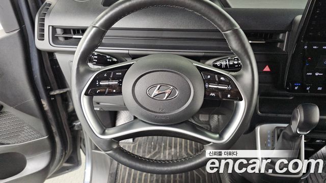 Hyundai Staria 2024 — photo 18
