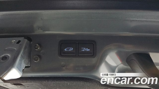 Hyundai Staria 2024 — photo 22