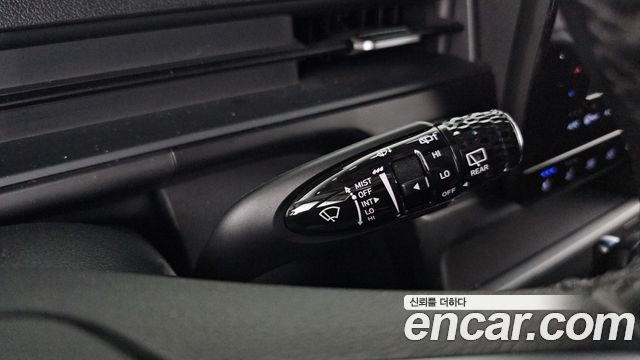 Hyundai Staria 2024 — photo 26