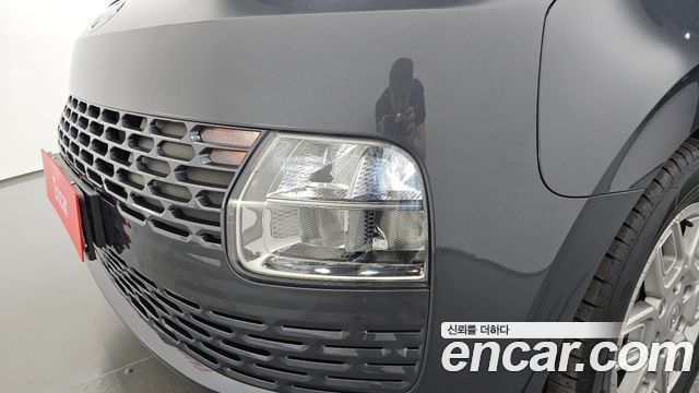 Hyundai Staria 2024 — photo 8