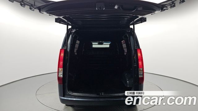 Hyundai Staria 2024 — photo 30