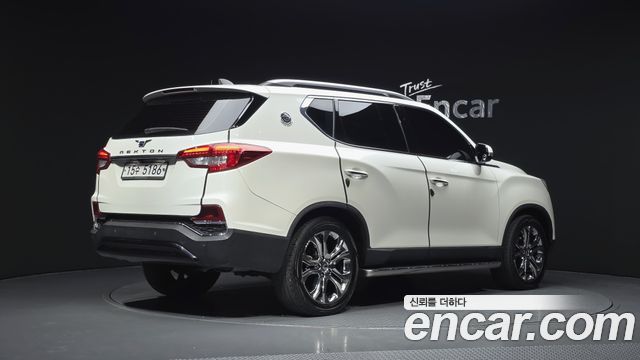 KG Mobility Rexton 2018 — photo 2