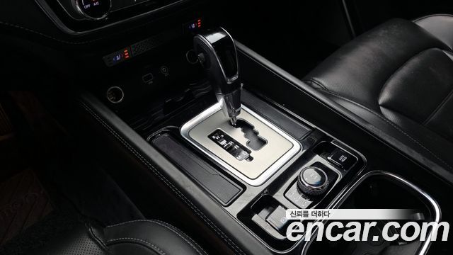 KG Mobility Rexton 2018 — photo 12