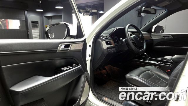 KG Mobility Rexton 2018 — photo 13