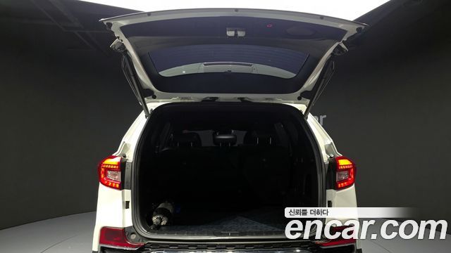 KG Mobility Rexton 2018 — photo 26
