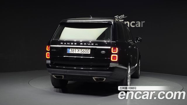 Land Rover Range Rover 2018 — photo 4