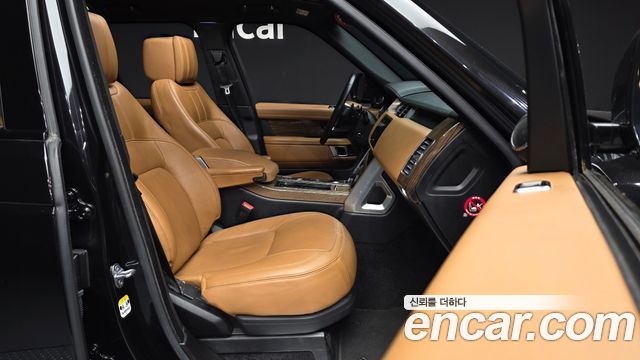 Land Rover Range Rover 2018 — photo 17