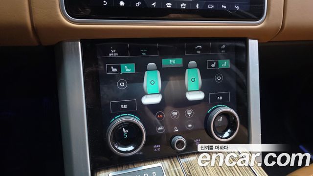 Land Rover Range Rover 2018 — photo 23