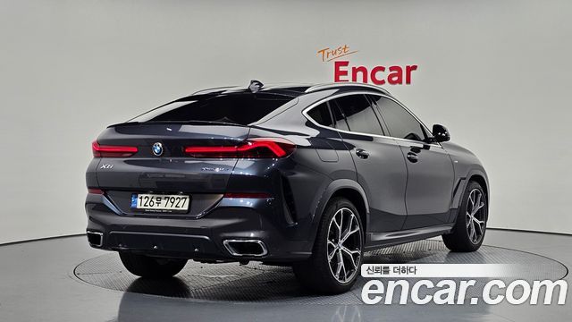 BMW X6 2021 — photo 2