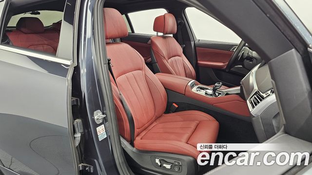 BMW X6 2021 — photo 12