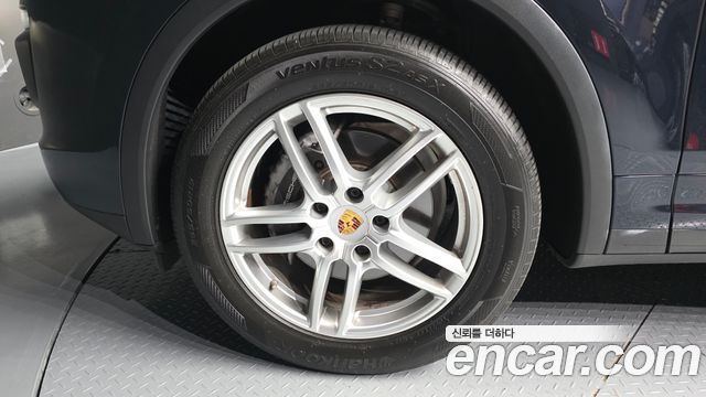 Porsche Cayenne 2016 — photo 5
