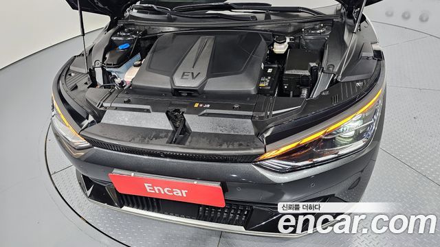 Kia EV6 2023 — photo 6