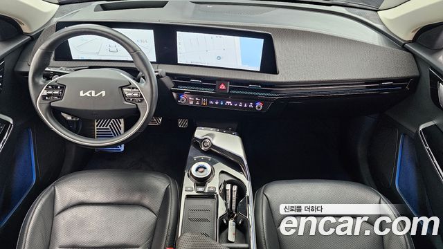 Kia EV6 2023 — photo 10