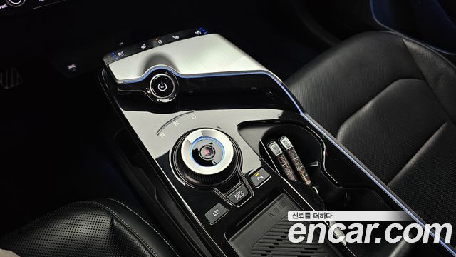 Kia EV6 2023 — photo 12