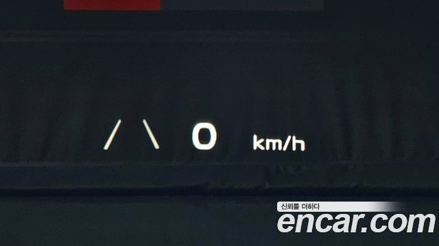 Kia EV6 2023 — photo 25