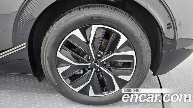 Kia EV6 2023 — photo 7