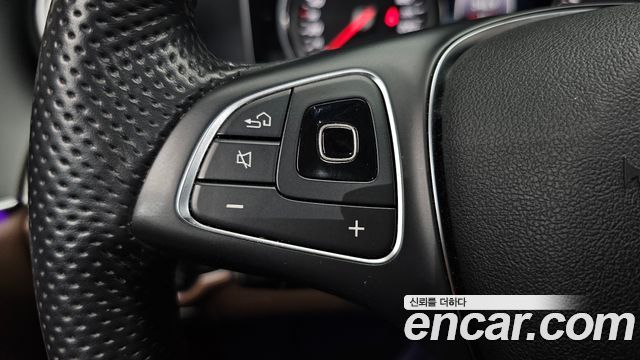 Mercedes-Benz E-Class 2018 — photo 27