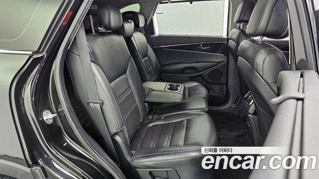 Kia Sorento 2015 — photo 17