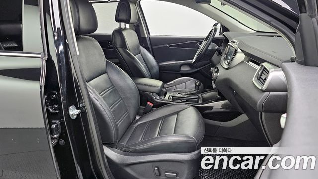 Kia Sorento 2015 — photo 16