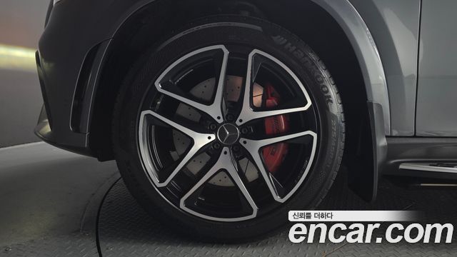 Mercedes-Benz GLE-Class 2021 — photo 5