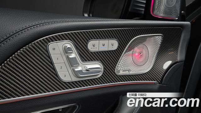 Mercedes-Benz GLE-Class 2021 — photo 25
