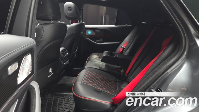 Mercedes-Benz GLE-Class 2021 — photo 16