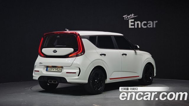 Kia Soul 2021 — photo 2