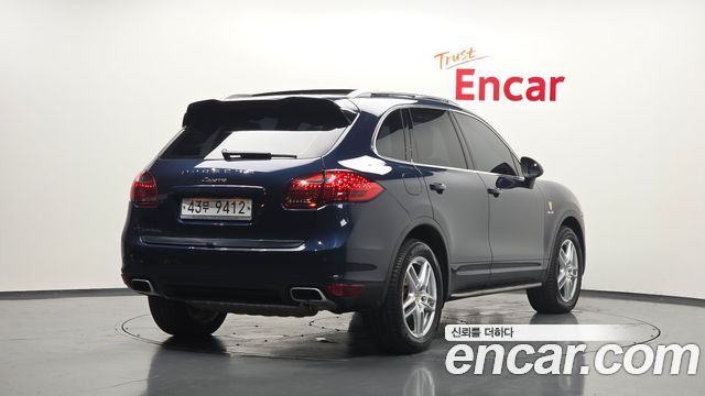 Porsche Cayenne 2013 — photo 2