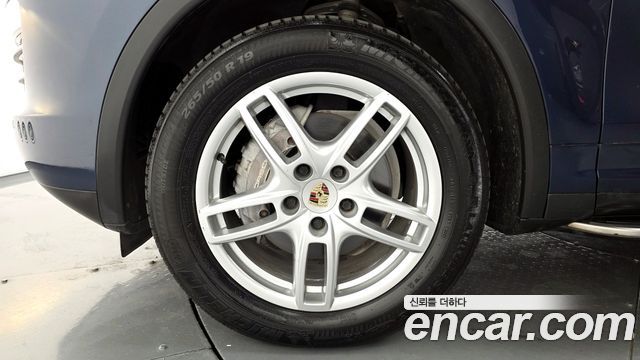 Porsche Cayenne 2013 — photo 5