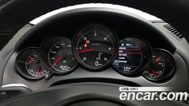 Porsche Cayenne 2013 — photo 8