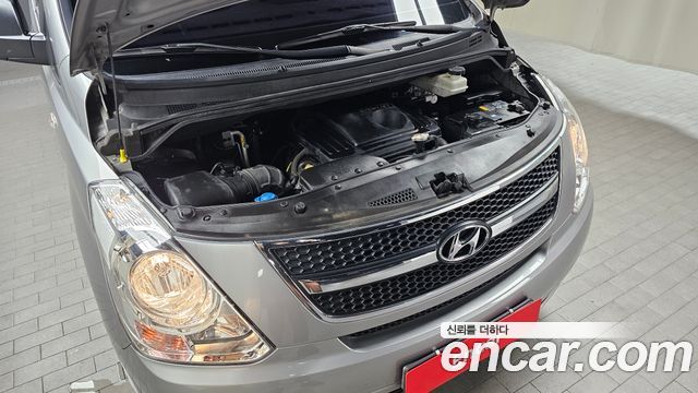 Hyundai Starex 2013 — photo 6