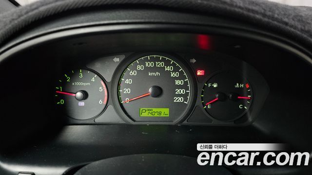 Hyundai Starex 2013 — photo 11