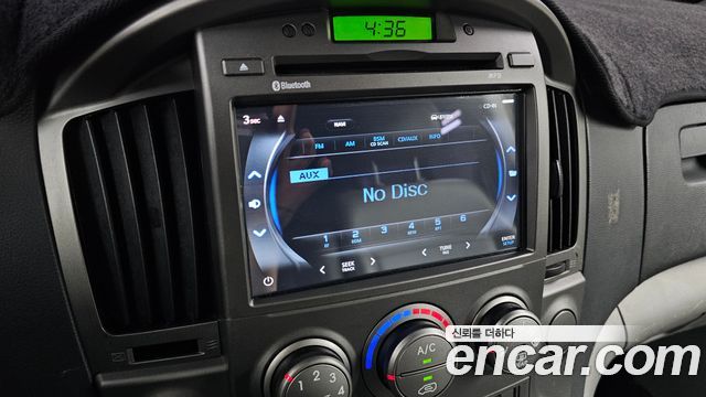 Hyundai Starex 2013 — photo 21