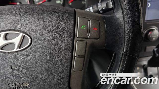 Hyundai Starex 2013 — photo 24