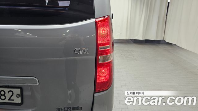 Hyundai Starex 2013 — photo 9