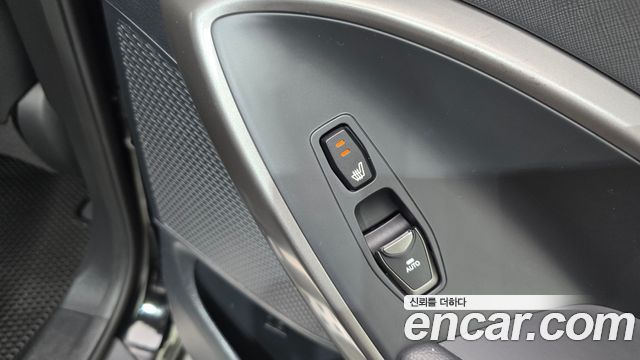 Hyundai Maxcruz 2016 — photo 33