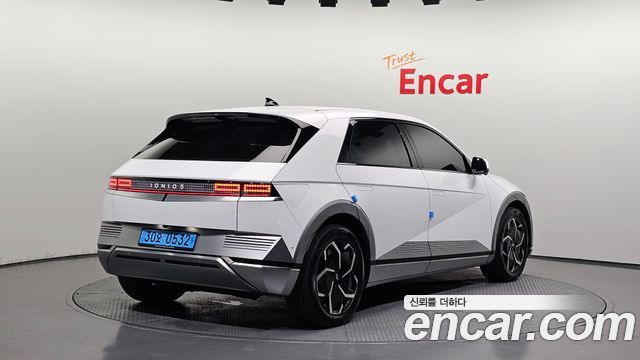 Hyundai Ioniq5 2022 — photo 2