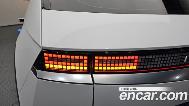 Hyundai Ioniq5 2022 — photo 9