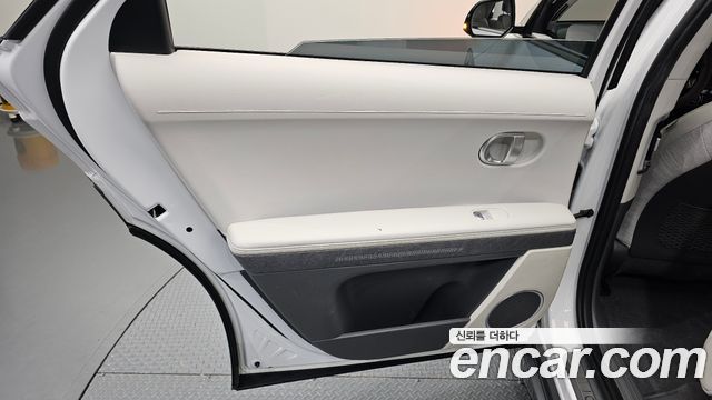 Hyundai Ioniq5 2022 — photo 15