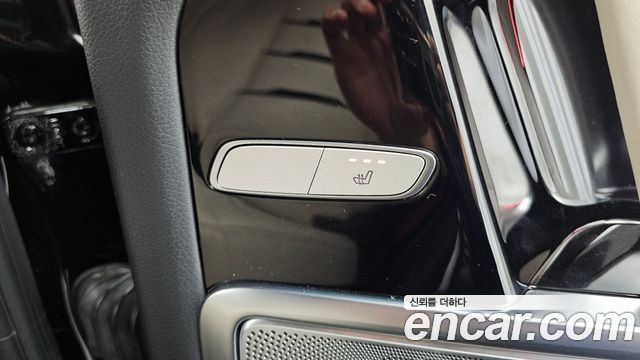 Mercedes-Benz G-Class 2025 — photo 25