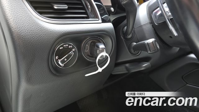 Porsche Macan 2016 — photo 14