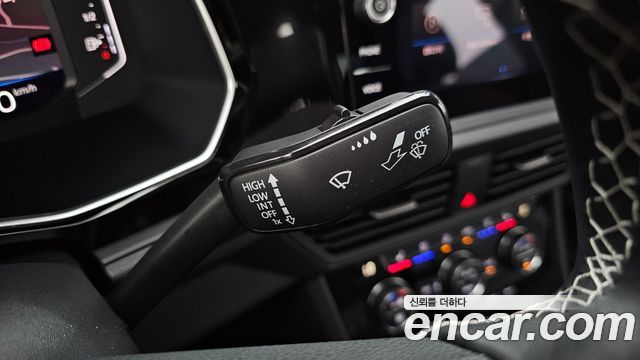 Volkswagen Jetta 2024 — photo 25