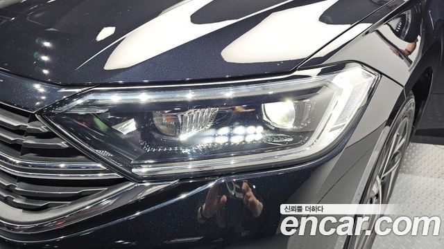 Volkswagen Jetta 2024 — photo 8