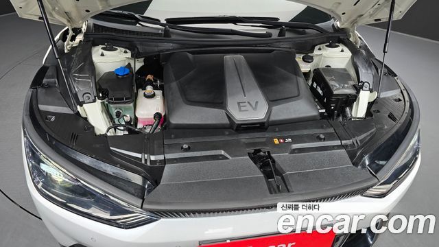 Kia EV6 2022 — photo 6